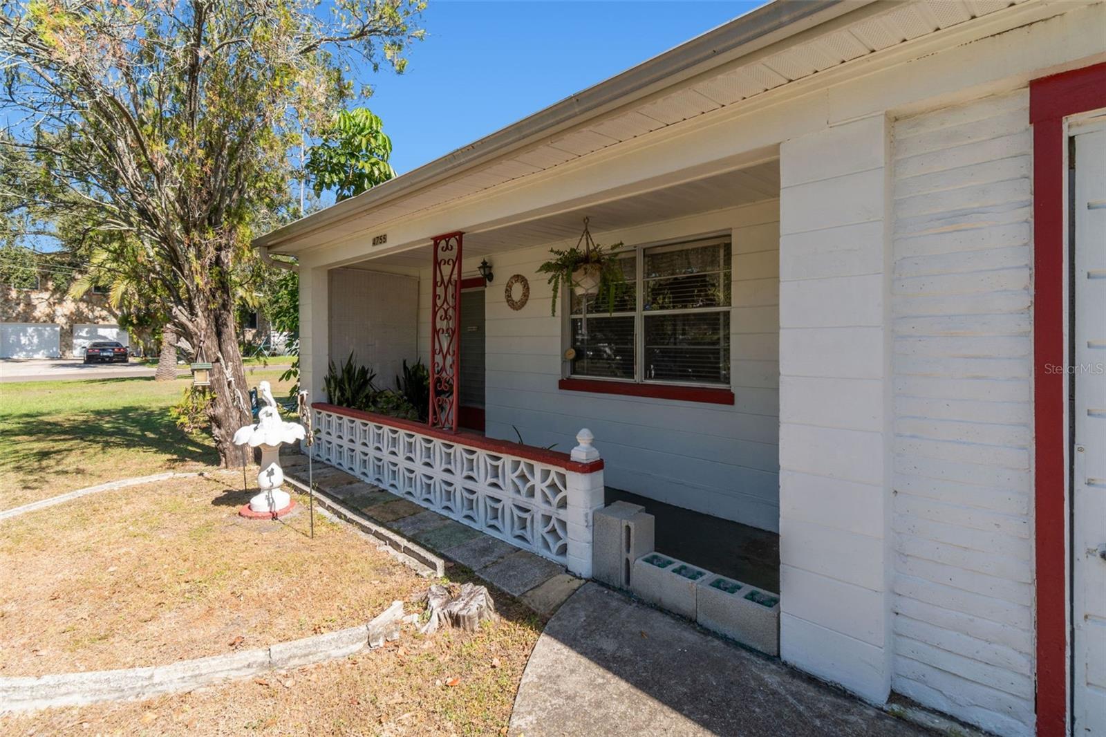 EDGEWATER ESTATES - Residential