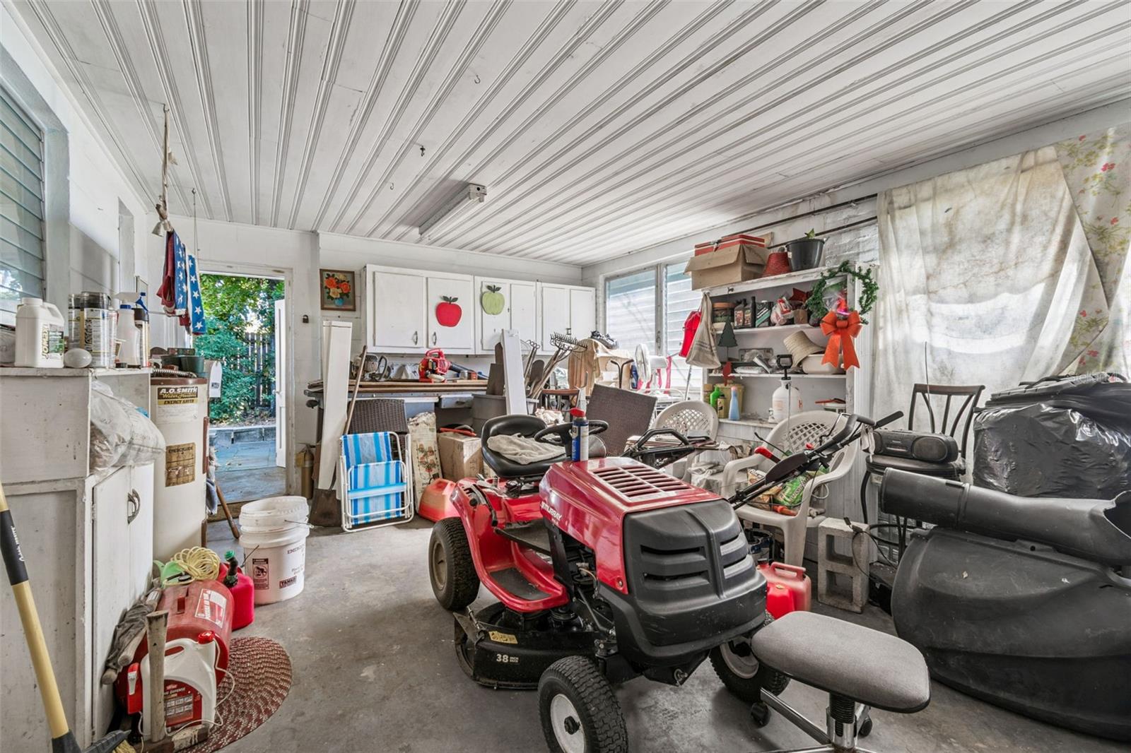 EDGEWATER ESTATES - Residential