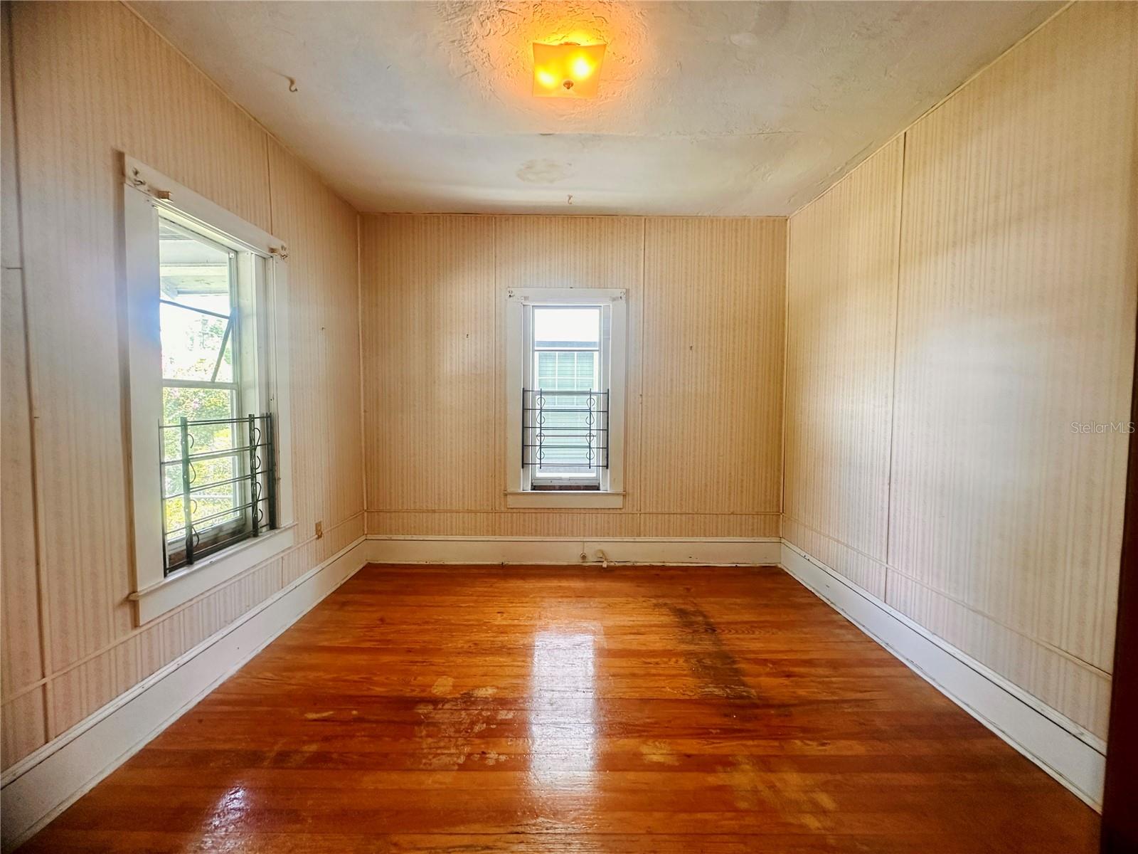 724 NW 3RD STREET