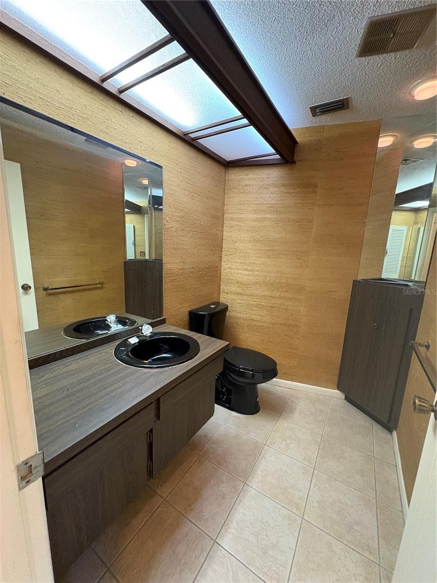 FEATHER SOUND CUSTOM HOME SITE - Residential Lease