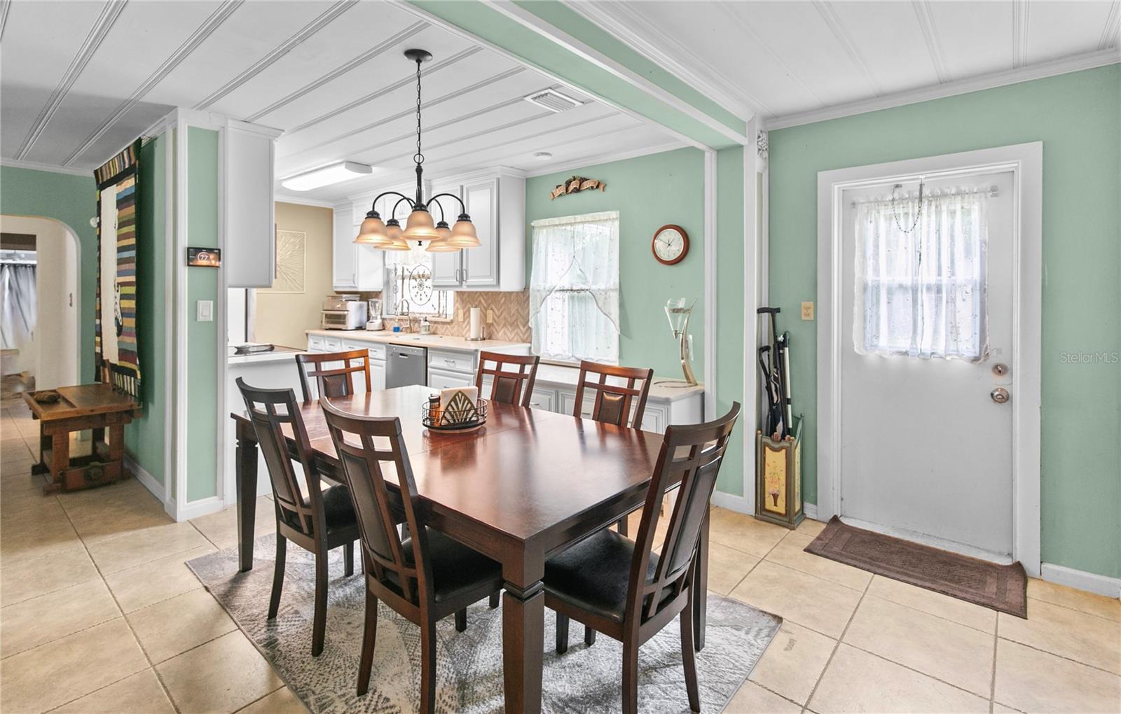 WHISPERING HILLS GOLF ESTATES - Residential