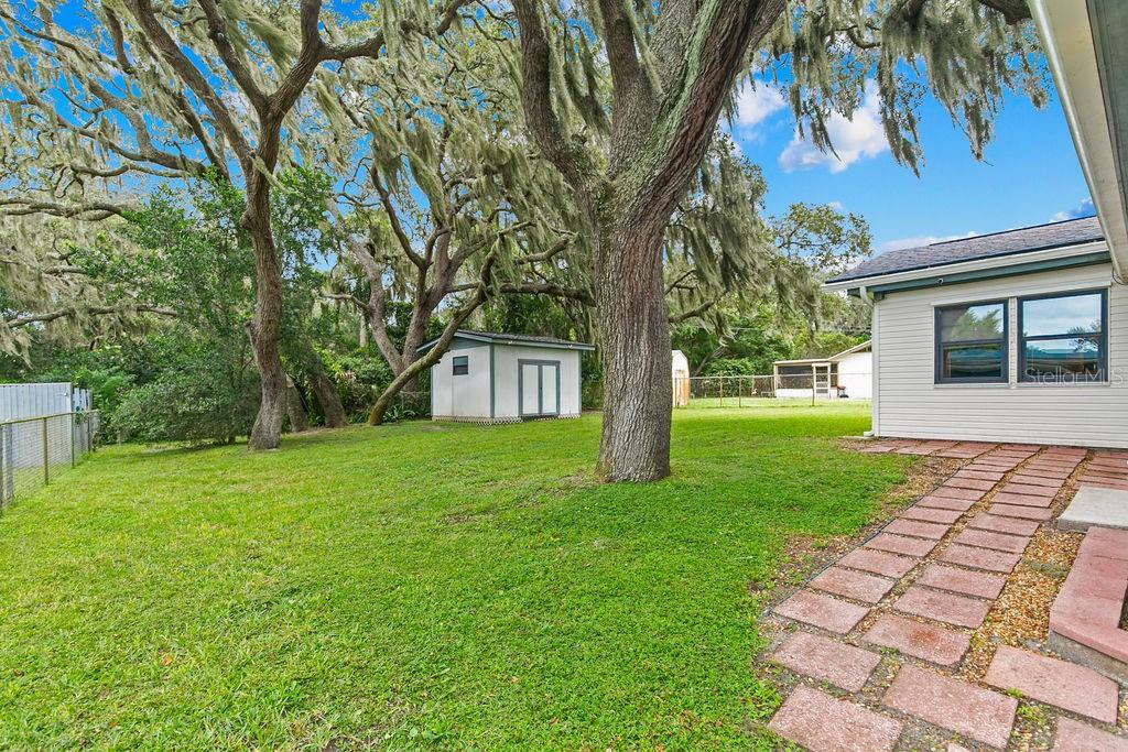 WHISPERING HILLS GOLF ESTATES - Residential