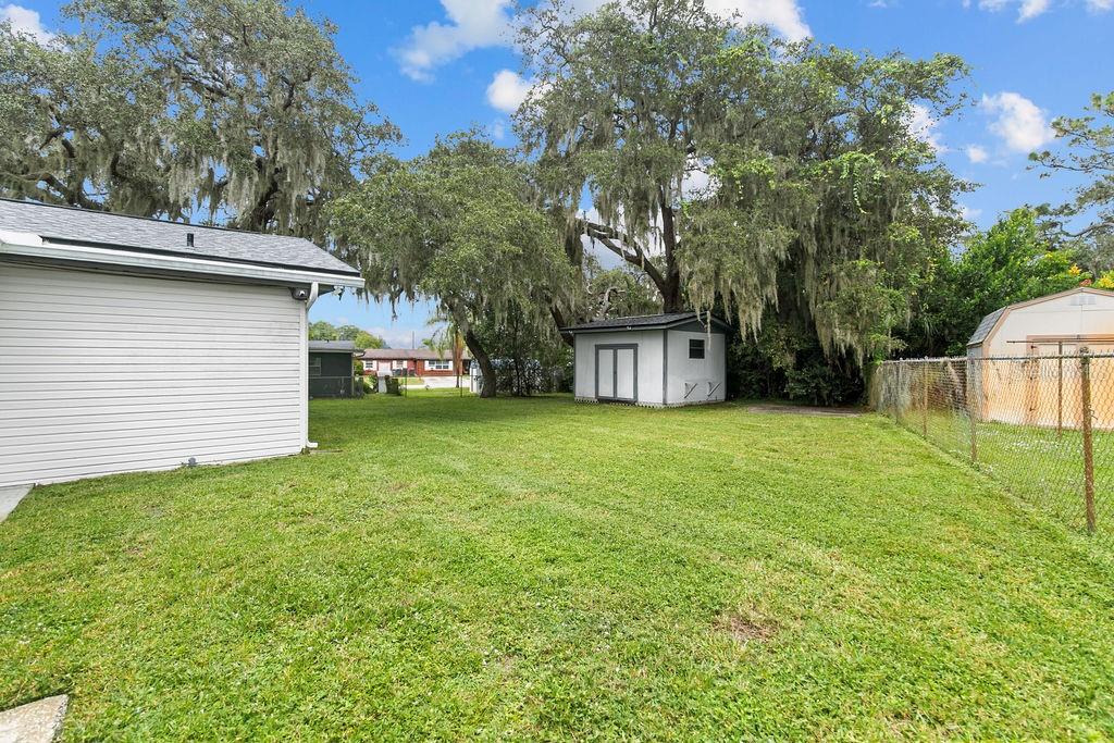 WHISPERING HILLS GOLF ESTATES - Residential