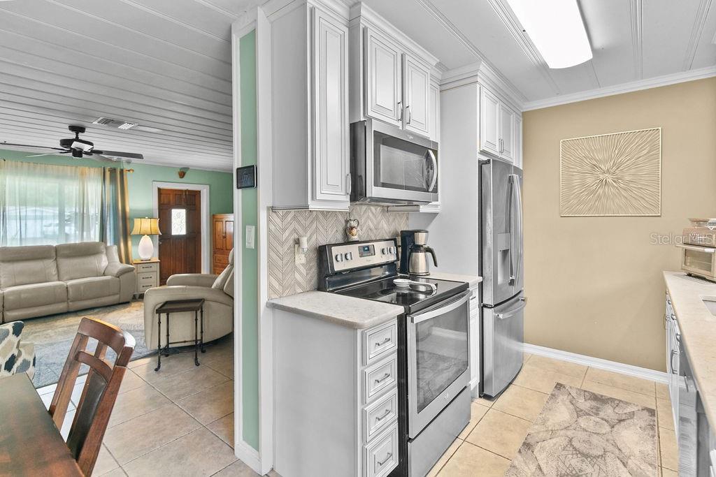 WHISPERING HILLS GOLF ESTATES - Residential