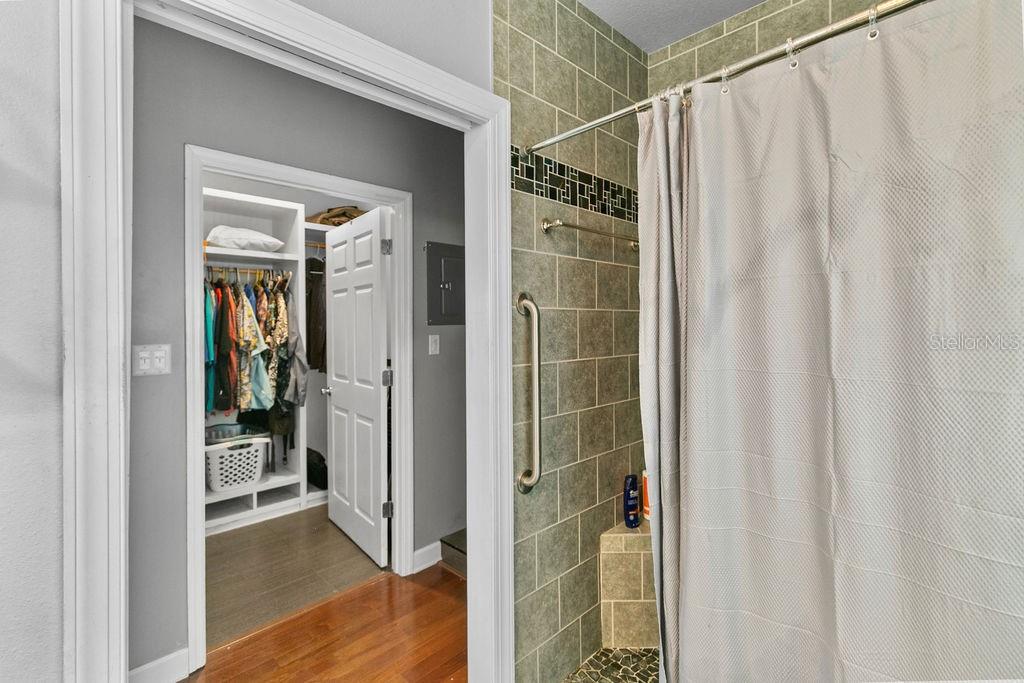 WHISPERING HILLS GOLF ESTATES - Residential