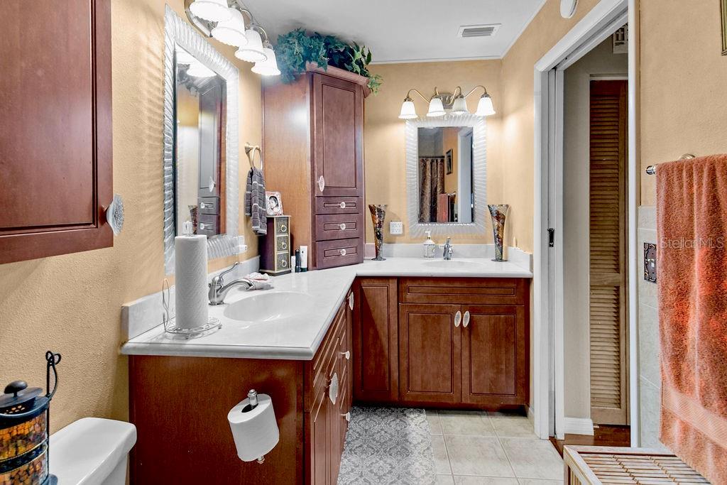 WHISPERING HILLS GOLF ESTATES - Residential