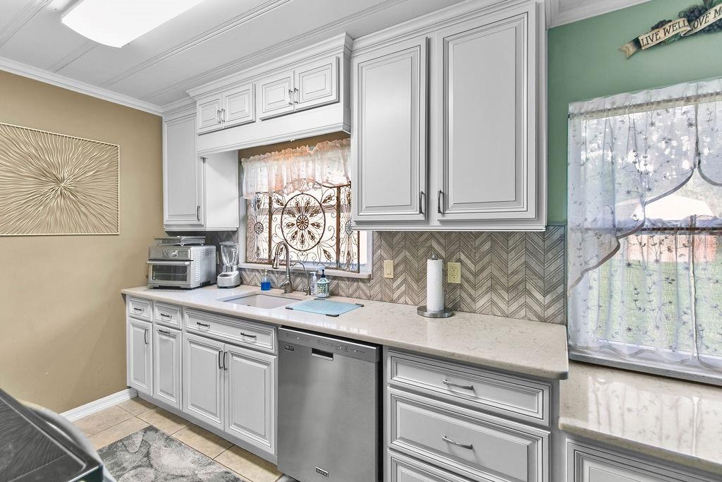 WHISPERING HILLS GOLF ESTATES - Residential