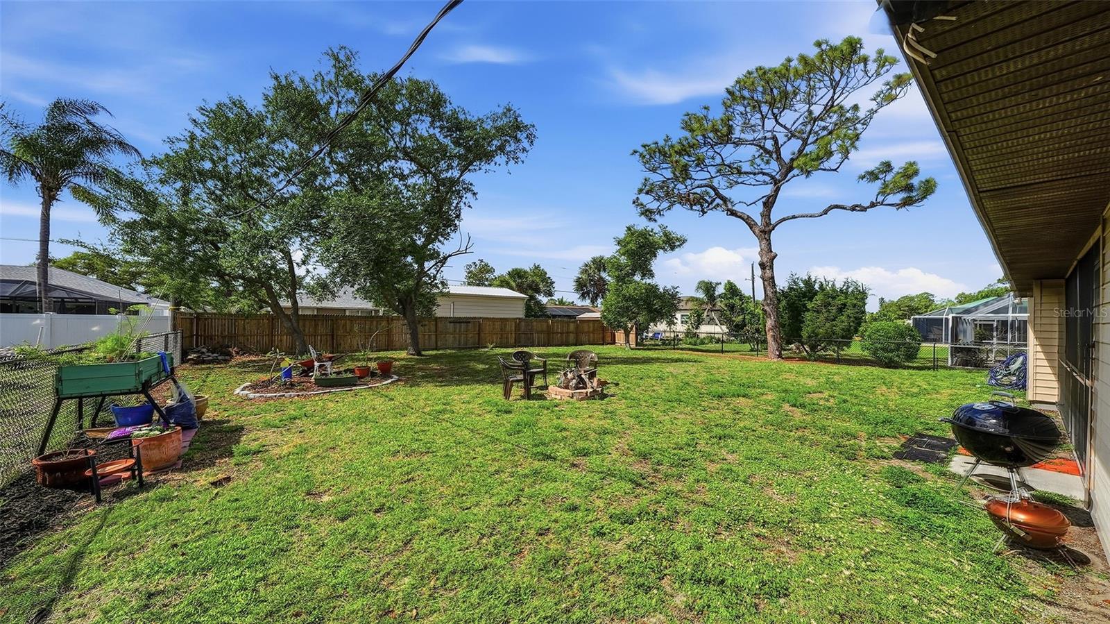 OVERBROOK GARDENS - Residential