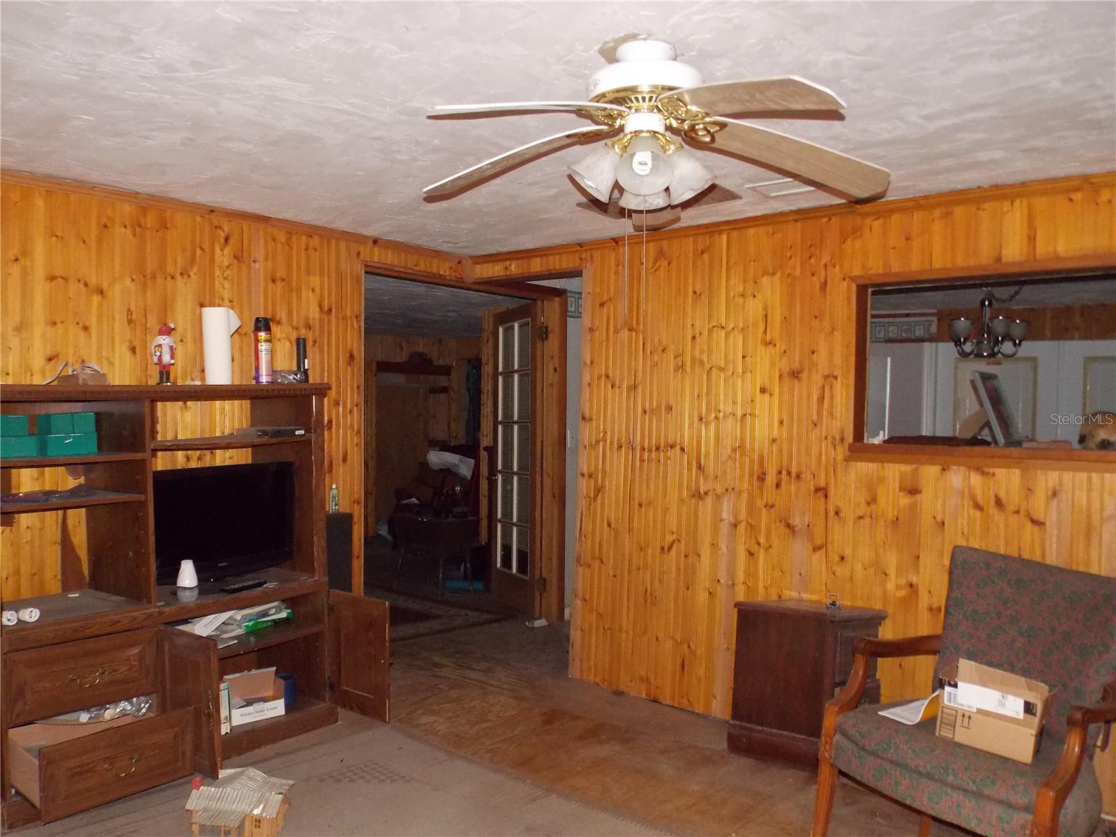 LEITNER TR E LEVY GRANT - Residential