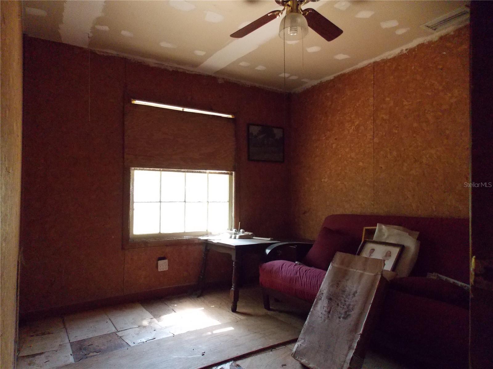 LEITNER TR E LEVY GRANT - Residential