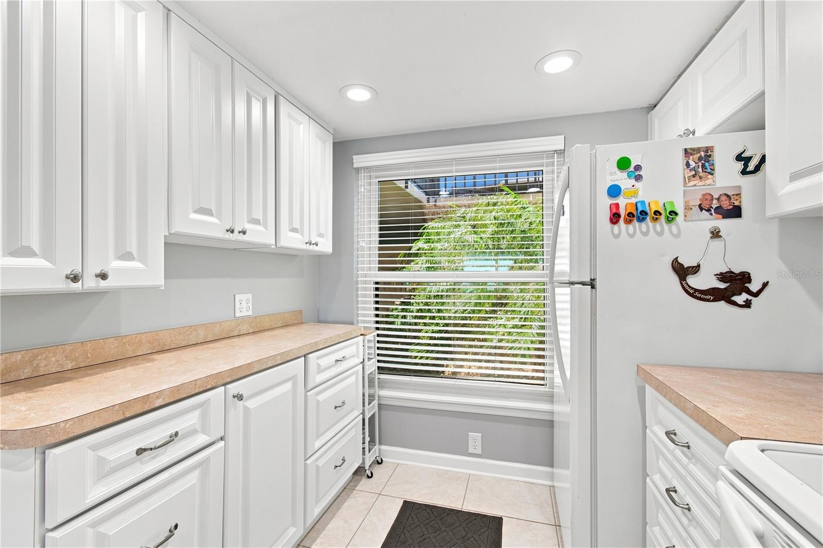 6177 SUN BOULEVARD 109