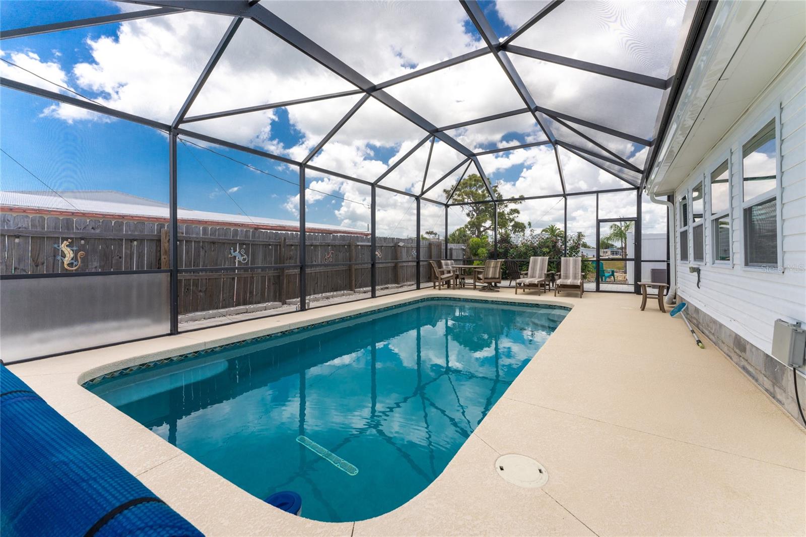 MOBILE GARDENS 1ST ADD - Residential