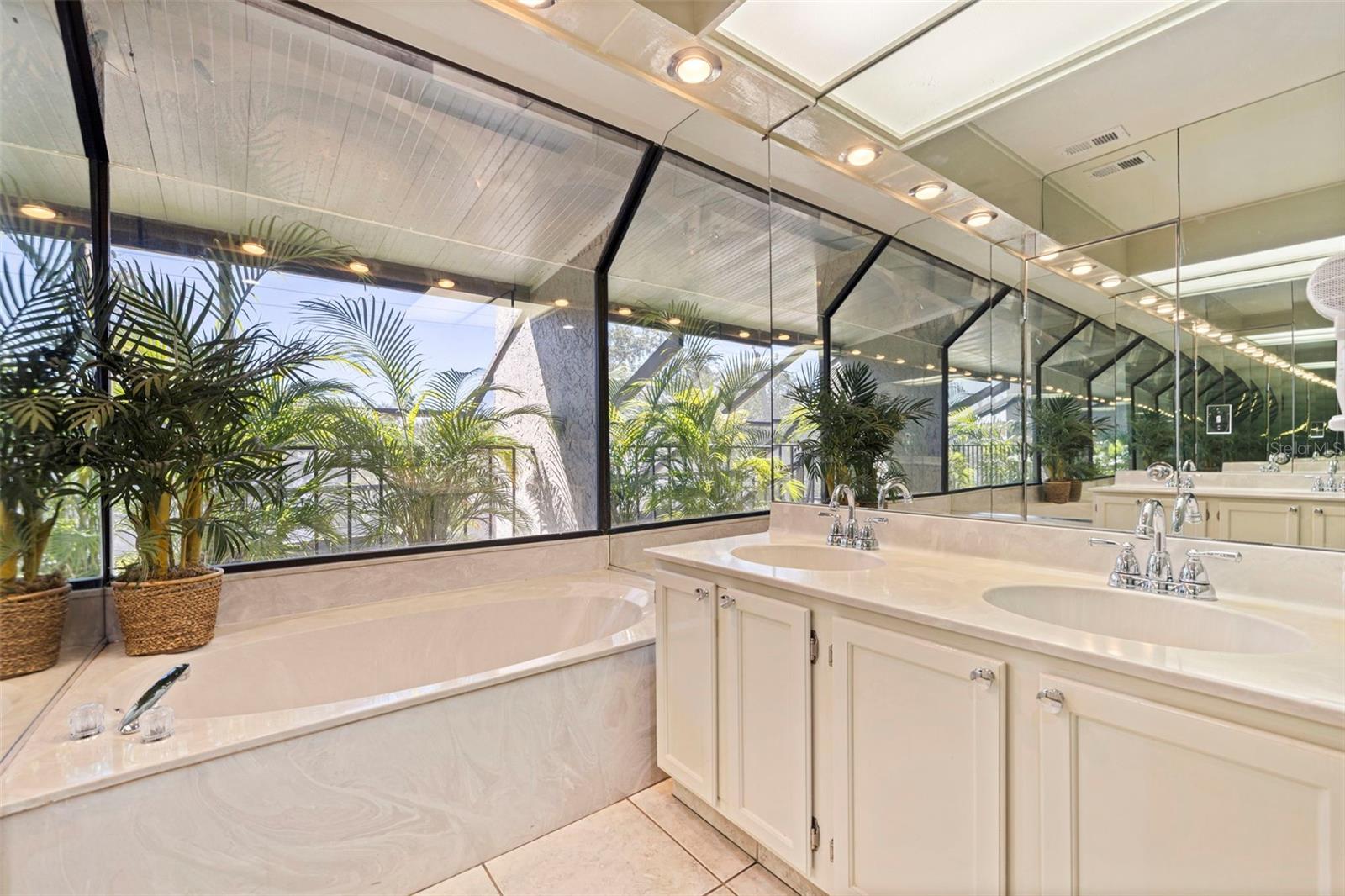 DAVIS ISLANDS PB10 PG52 TO 57 - Residential