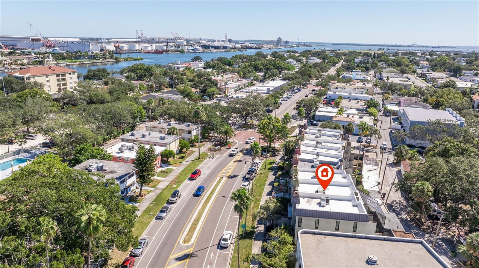 DAVIS ISLANDS PB10 PG52 TO 57 - Residential