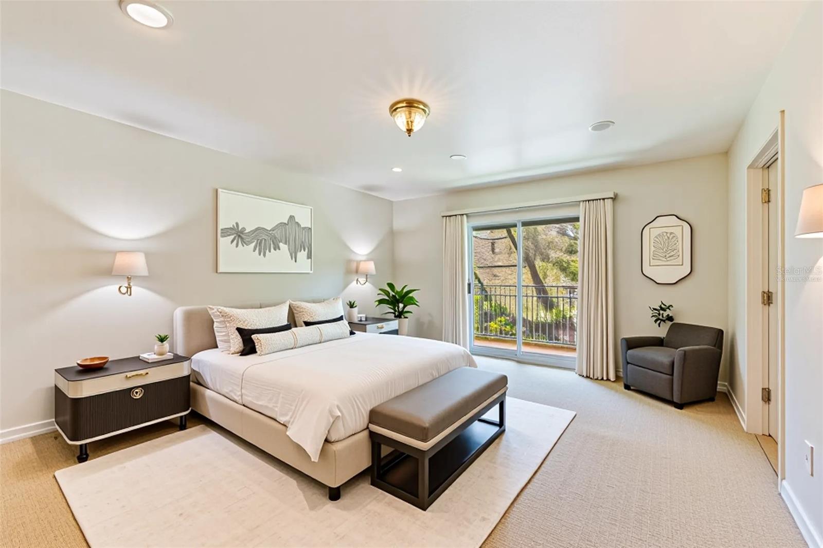 DAVIS ISLANDS PB10 PG52 TO 57 - Residential