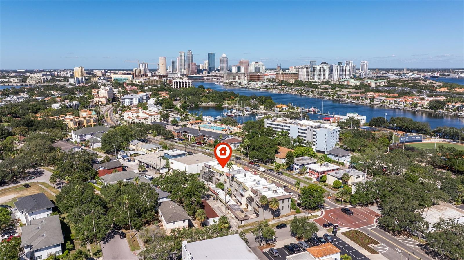 DAVIS ISLANDS PB10 PG52 TO 57 - Residential