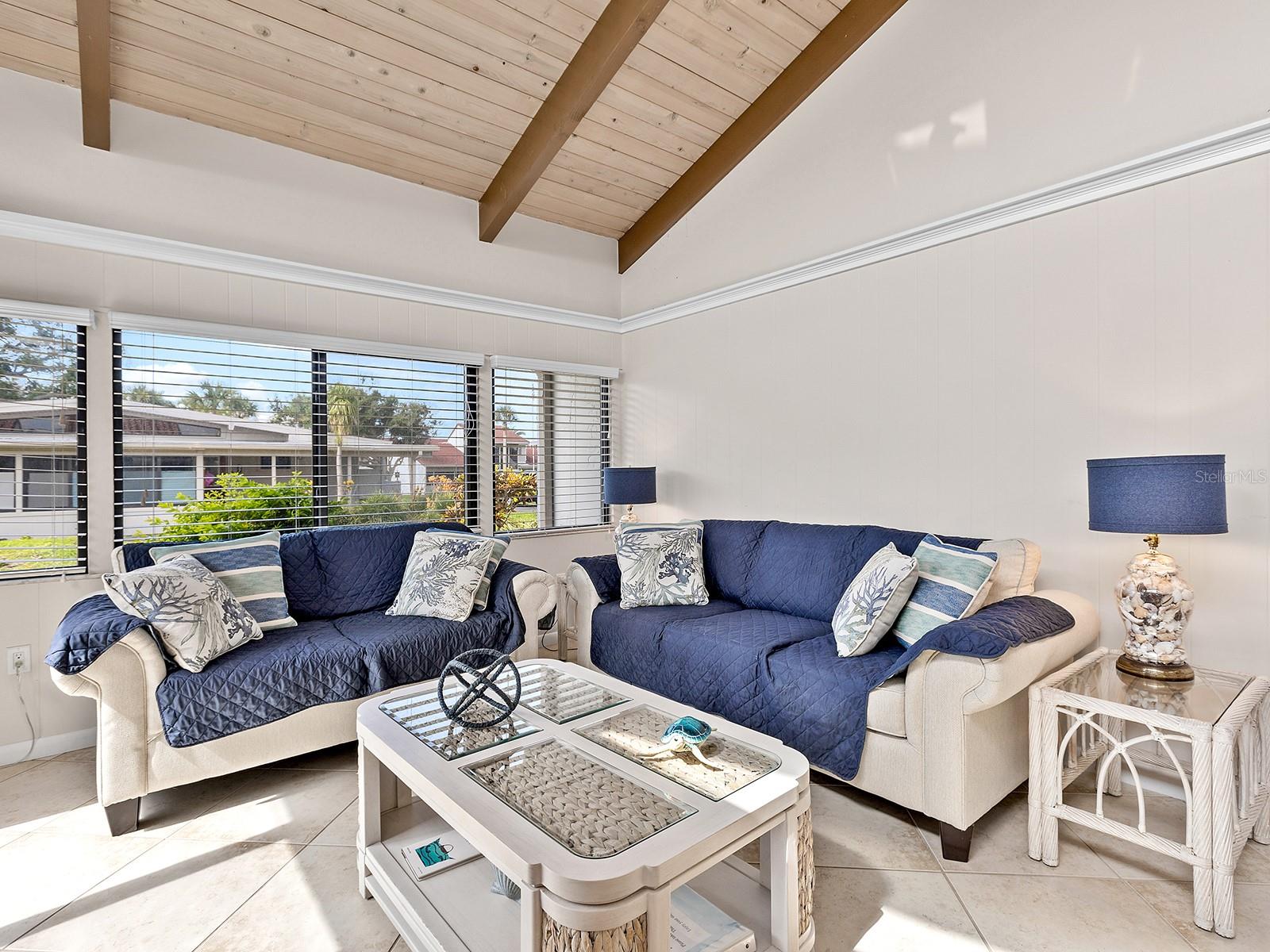500 PARK BOULEVARD S 33