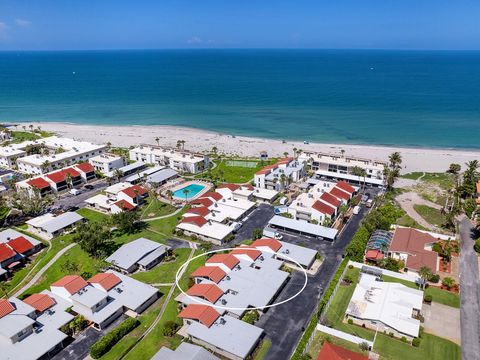 Photo of 500 Park Boulevard S #33, Venice, FL 34285 (MLS # N6139360)