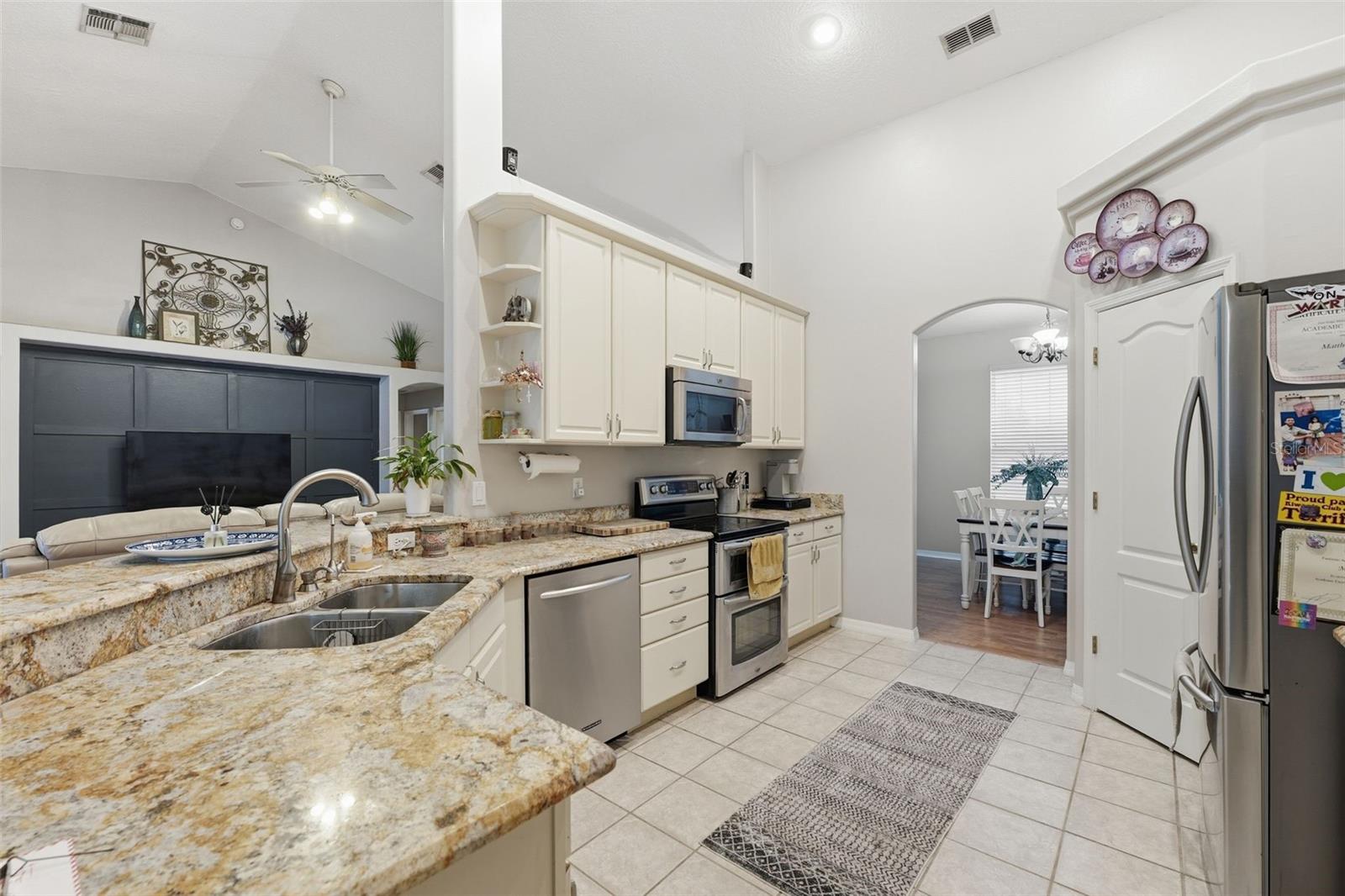 CLERMONT COLLEGE PARK PH 01 LT 01 - Residential