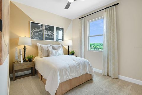 Tiny photo for 190 Blue Star Court, Tavares, FL 32778 (MLS # S5149766)