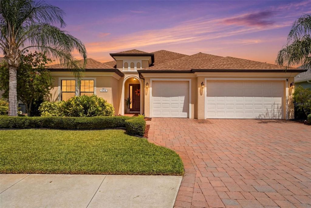 Photo of 534 Chantilly Trail, Bradenton, FL 34212 (MLS # A4699244)