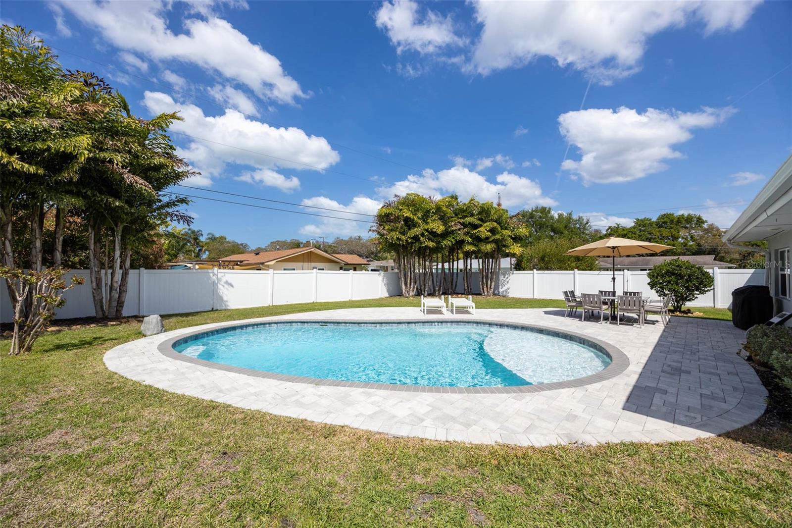 FAIRWAY ESTATES 8TH ADD - Residential