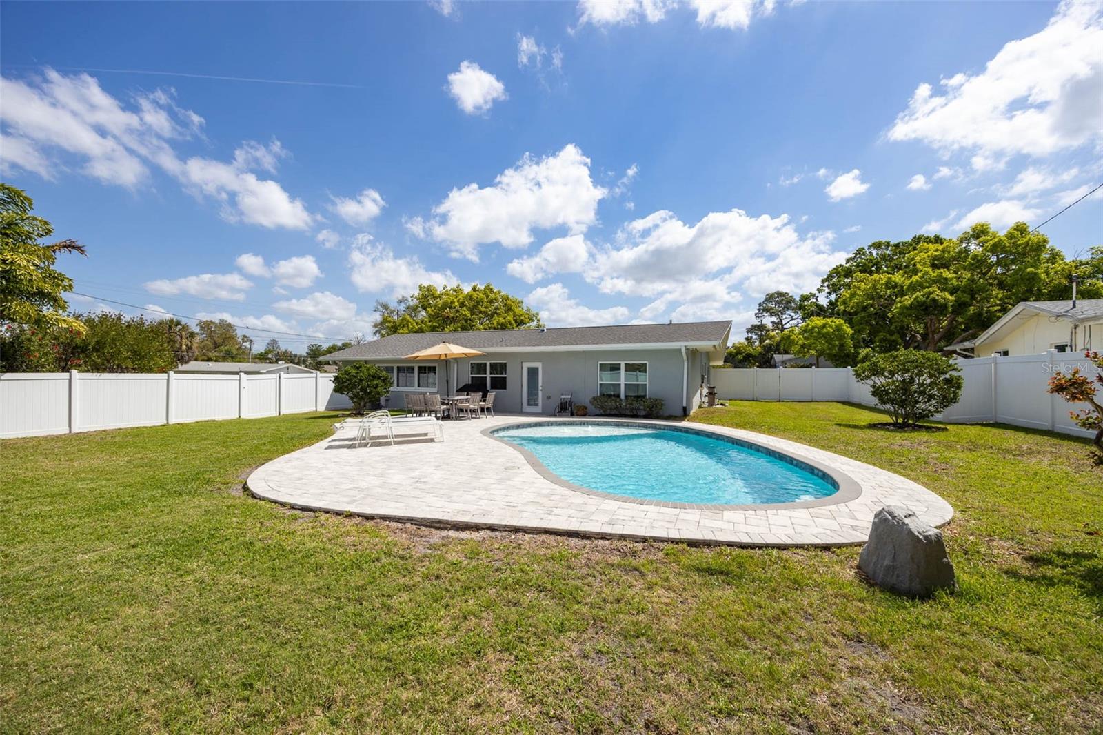 FAIRWAY ESTATES 8TH ADD - Residential