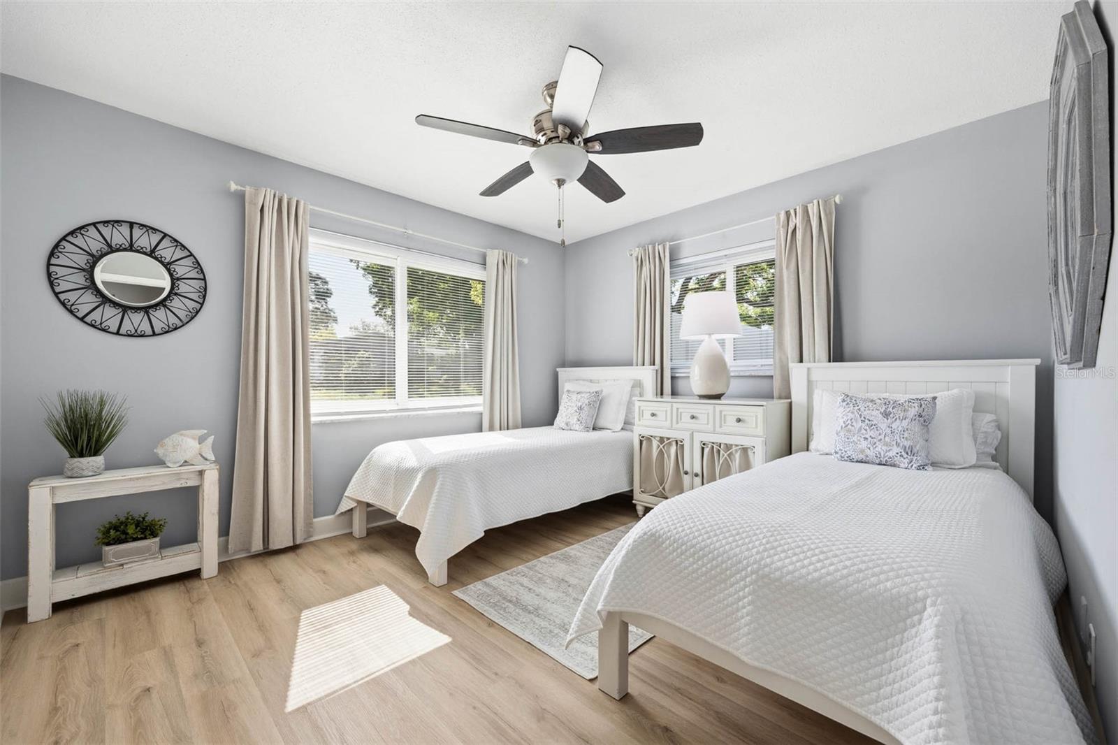 FAIRWAY ESTATES 8TH ADD - Residential