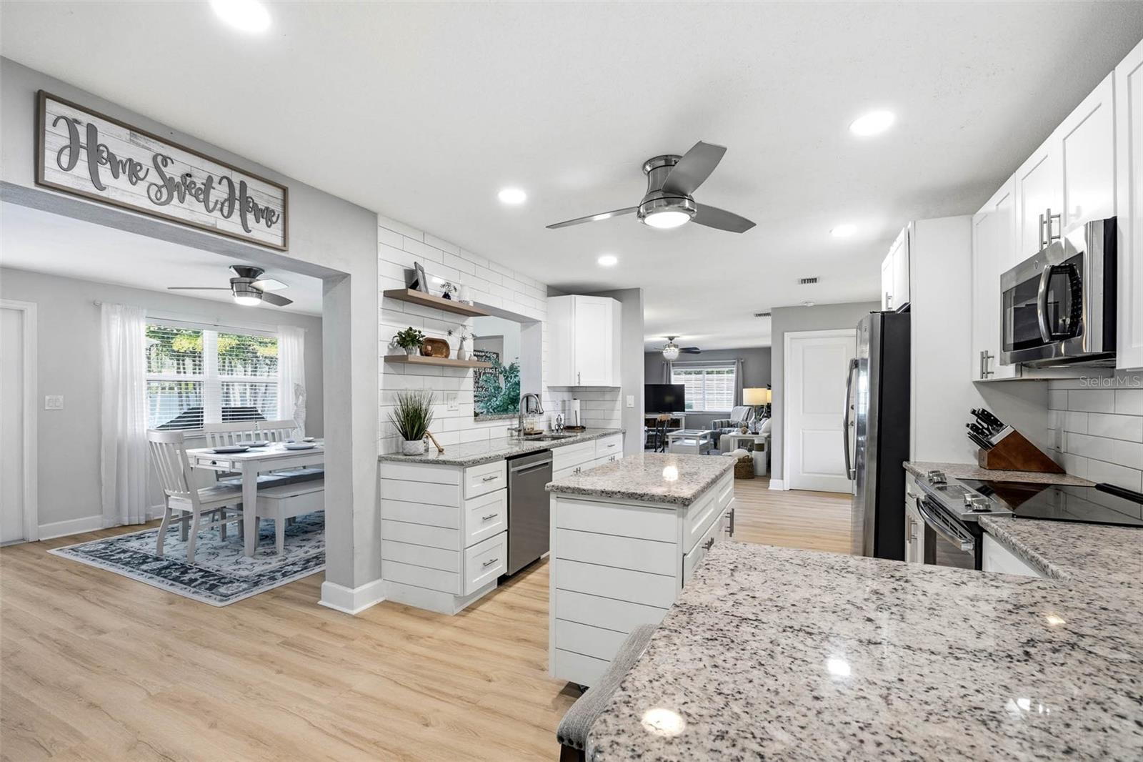 FAIRWAY ESTATES 8TH ADD - Residential