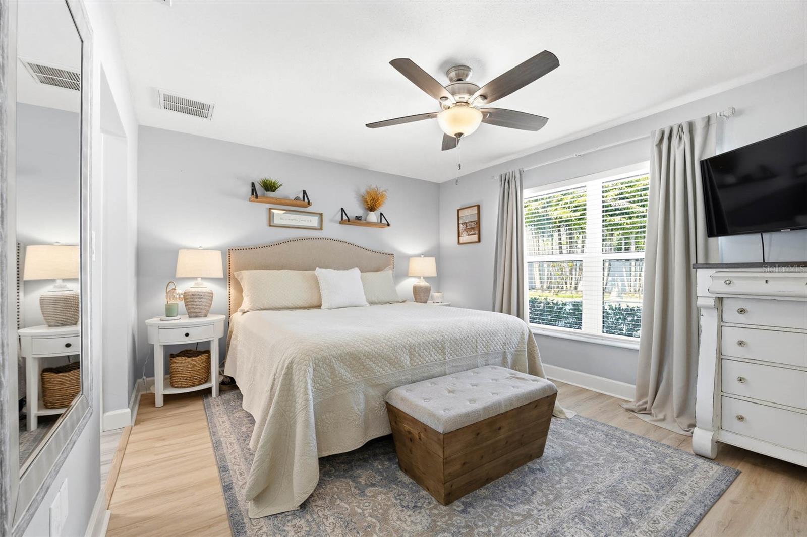 FAIRWAY ESTATES 8TH ADD - Residential