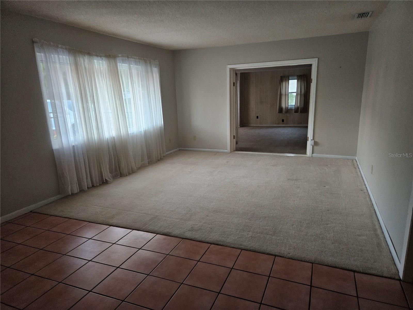 1212 BLAKE AVE