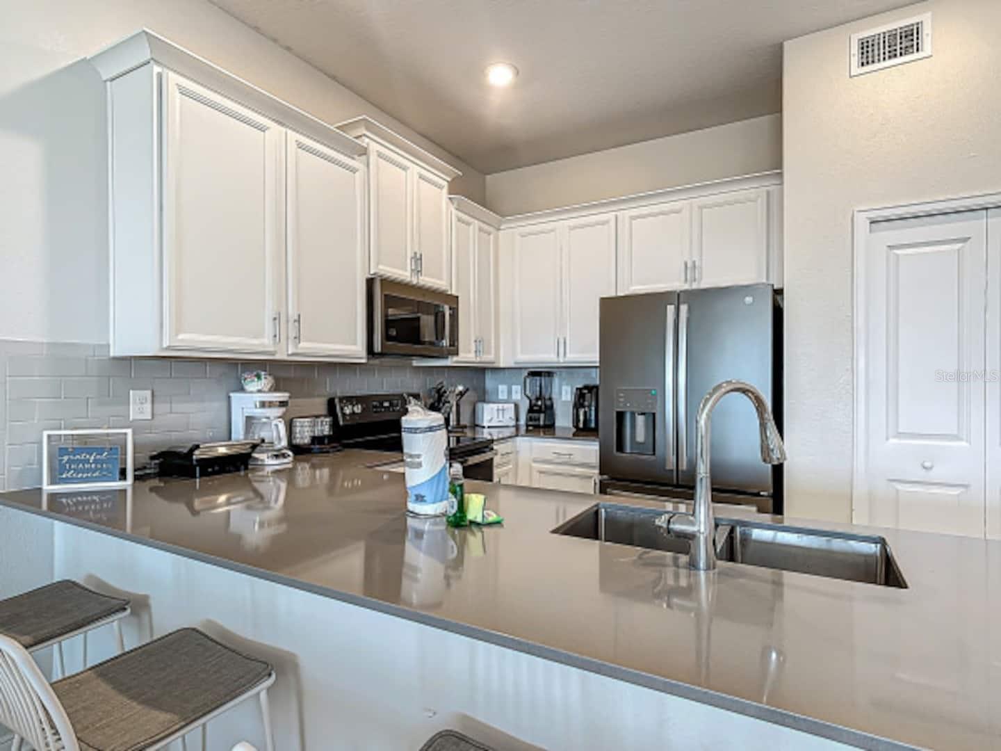 CHAMPIONSGATE CONDO 2 PH 12 - Residential