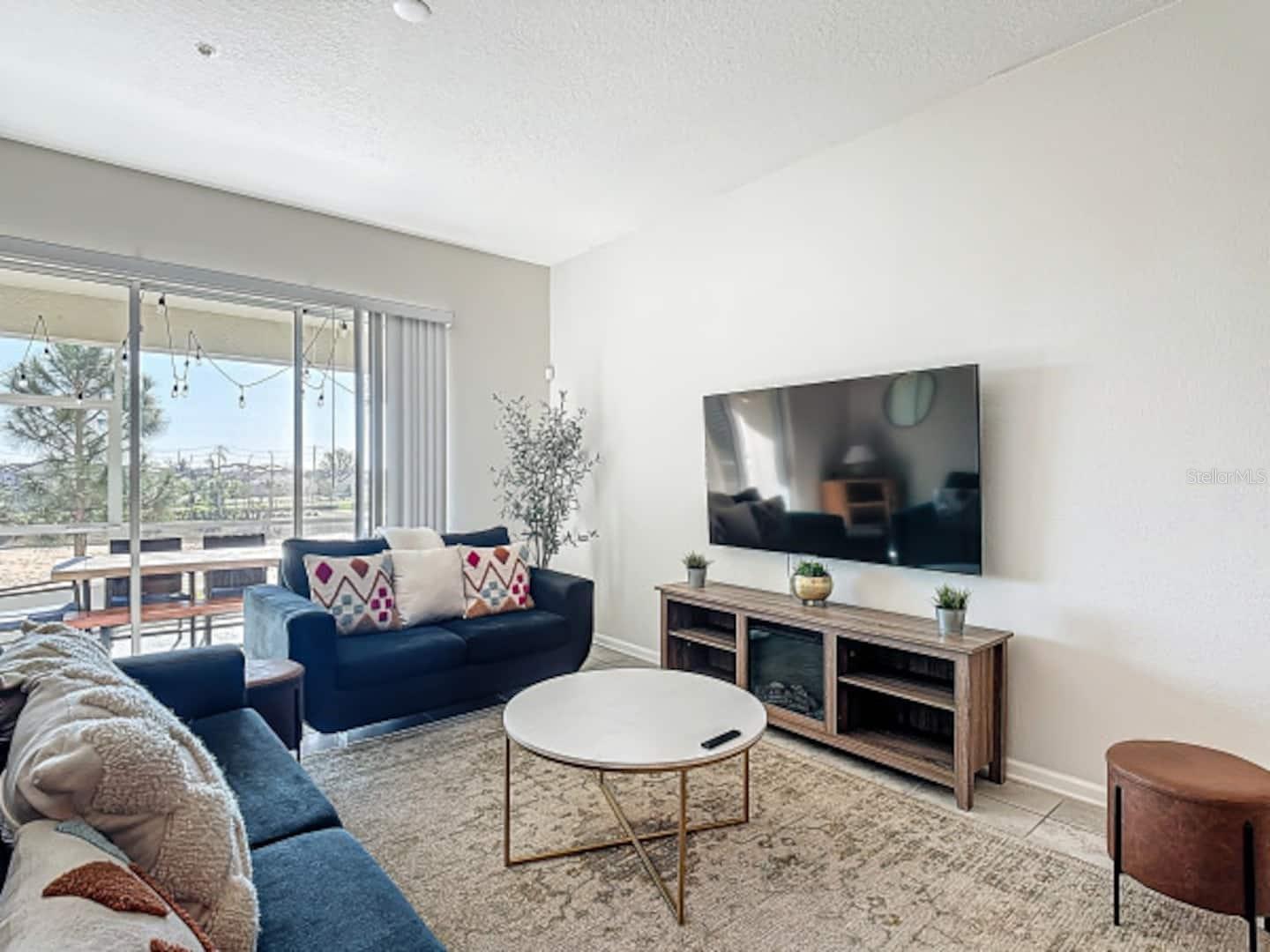 CHAMPIONSGATE CONDO 2 PH 12 - Residential