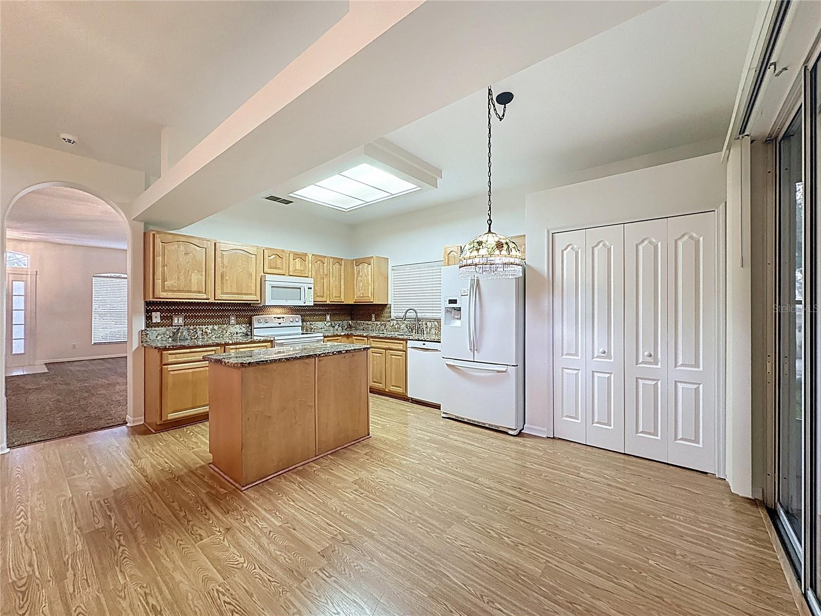 KINGS RIDGE - Residential