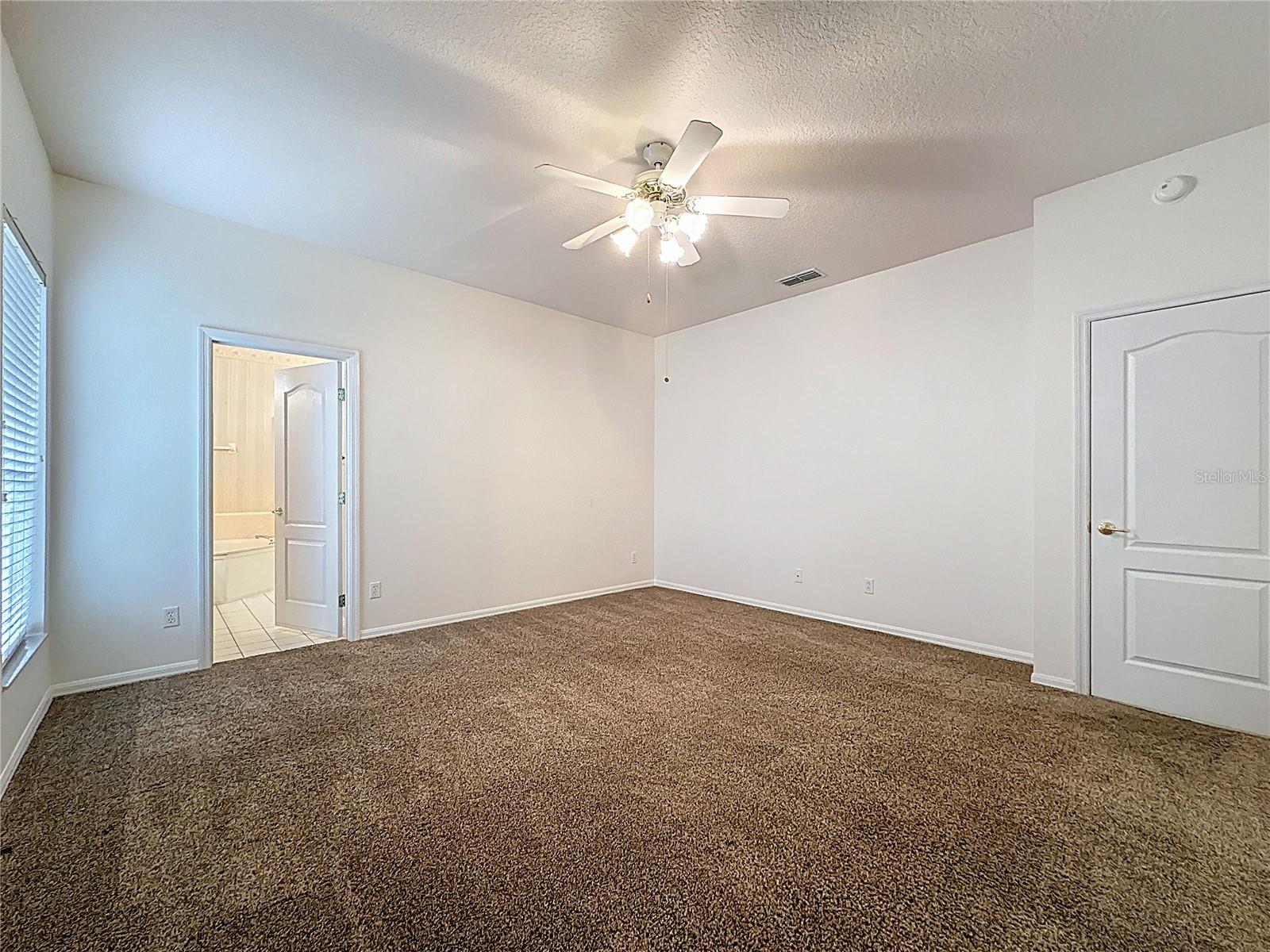 KINGS RIDGE - Residential