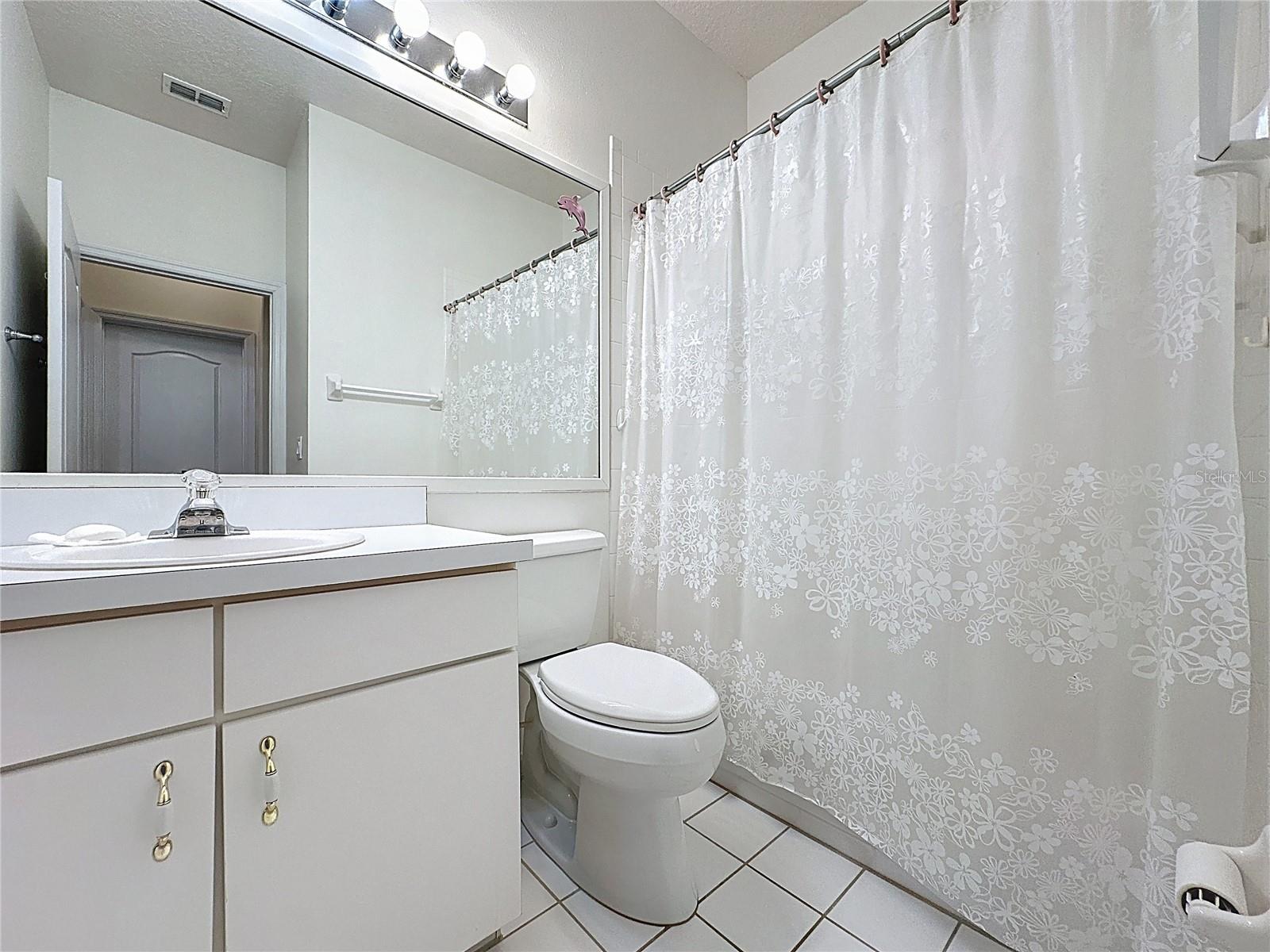 KINGS RIDGE - Residential