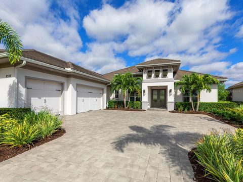 Photo of 8556 Pavia Way, Lakewood Ranch, FL 34202 (MLS # A4680551)