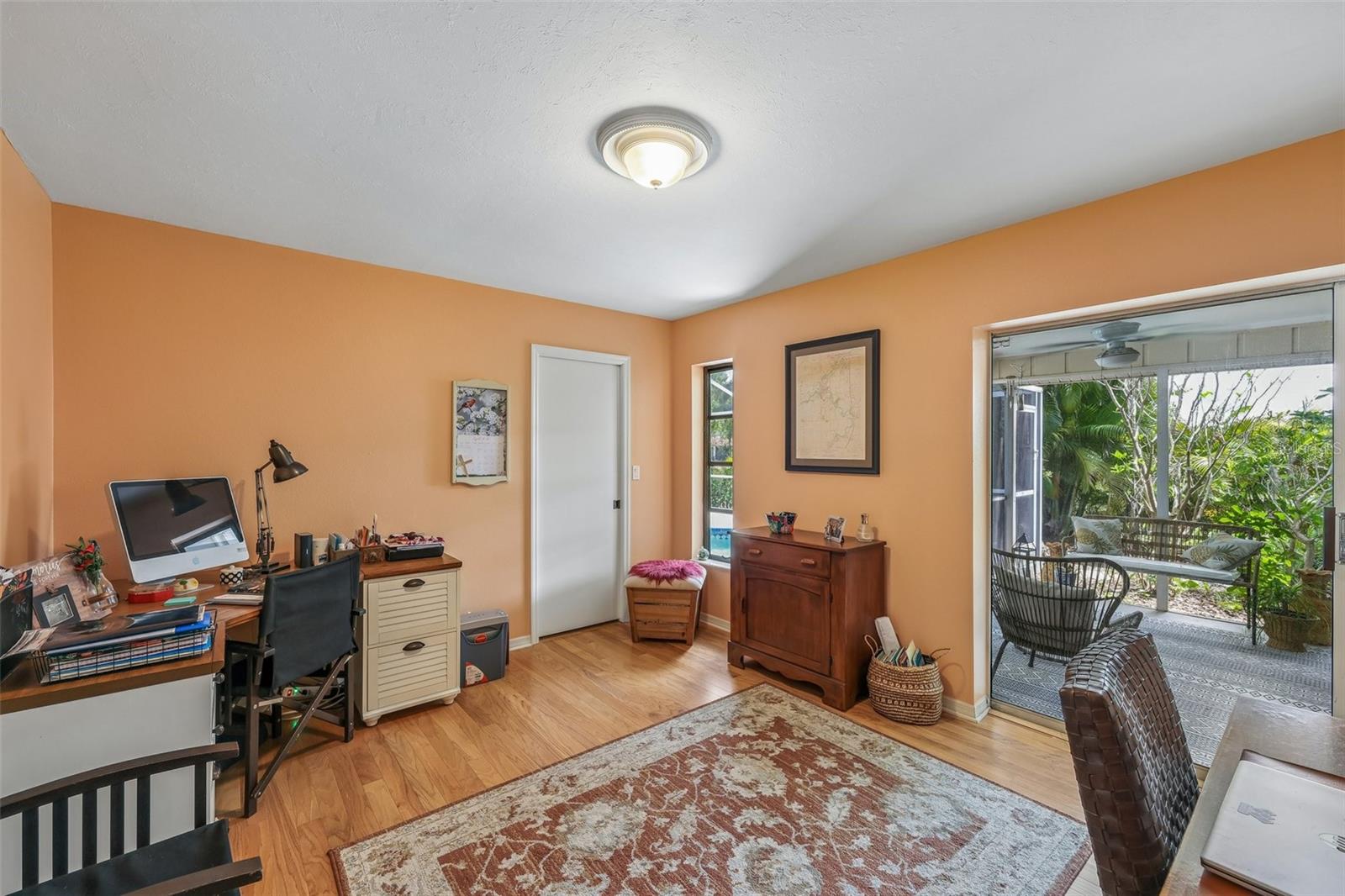 COUNTRY PLACE - Residential