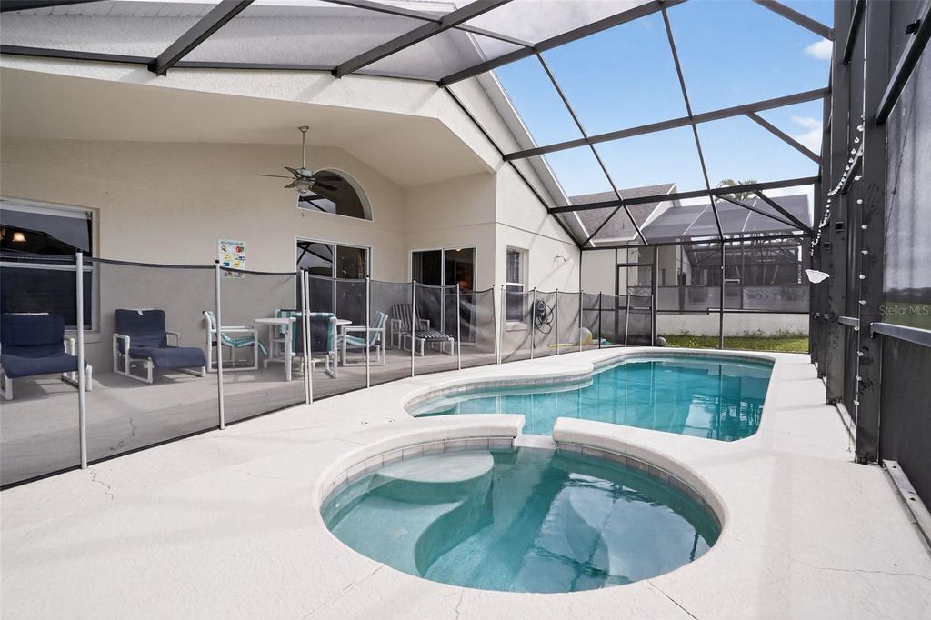 Photo of 133 Highgate Park Boulevard, Davenport, FL 33897 (MLS # O6342600)