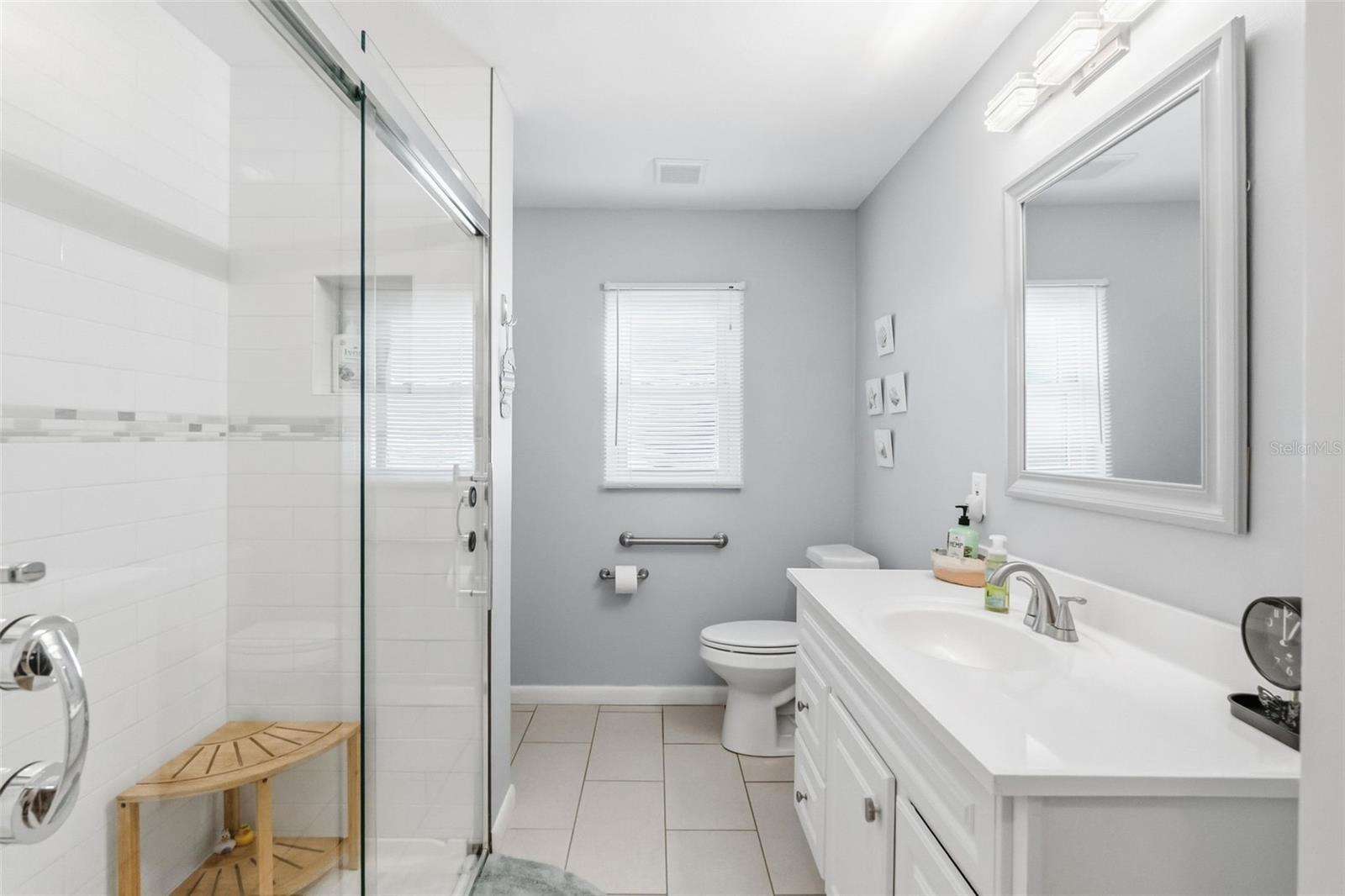 SOUTH VENICE - Residential