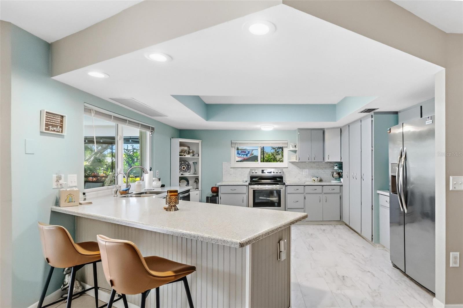 SOUTH VENICE - Residential