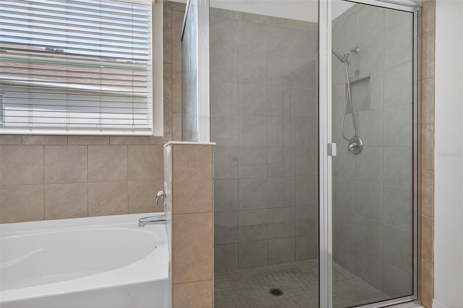 BARRINGTON/STERLING HILL UN 1 - Residential