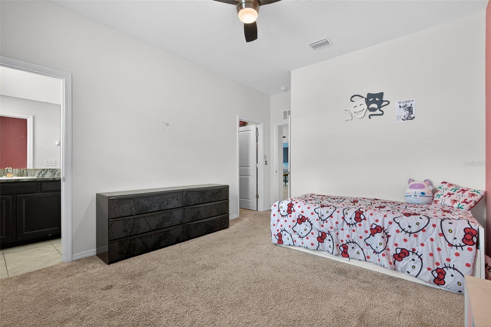 BARRINGTON/STERLING HILL UN 1 - Residential