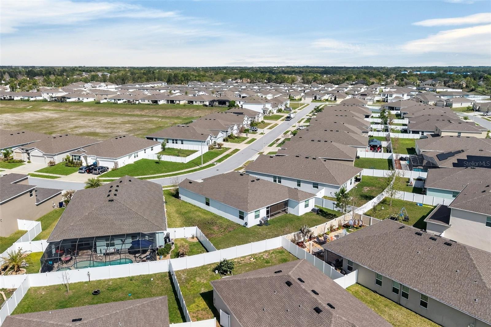 BARRINGTON/STERLING HILL UN 1 - Residential