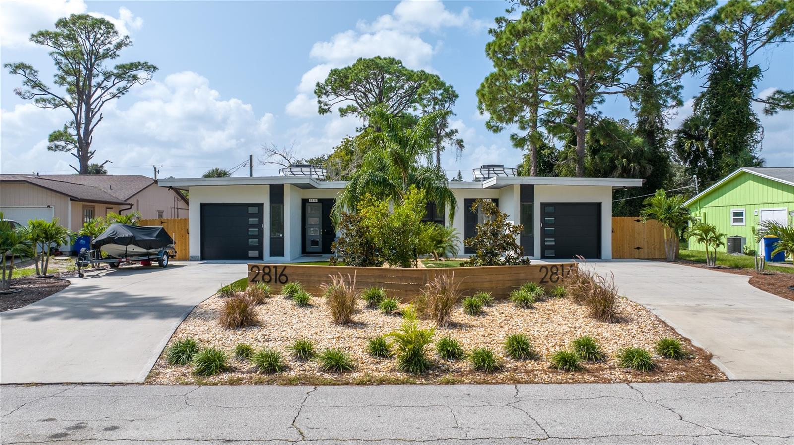 Welcome to this immaculate 2021-built duplex, just 15 minutes from the pristine shores of New Smyrna Beach. With exquisite finishes such as 9-foot 4 ceilings, luxury vinyl plank flooring, a tankless water heater, and a quartz countertop kitchen, this property defines modern coastal living. The landscaping of this home is fully turf so you can save on weekly yard maintenance! Fully fenced on both units as well! Its prime location offers easy access to fine dining, boutique restaurants, Orlando (1-hour drive), New Smyrna Beach (15 minutes), and Daytona Beach (25 minutes), making it a fantastic investment opportunity for passive income or Airbnb hosting.
This duplex also boasts a versatile layout, making it perfect for those seeking a comfortable, yet profitable, living arrangement. With a short drive to major attractions and the serene beach, it combines convenience and leisure in one exceptional package. Act now to secure your slice of coastal paradise!