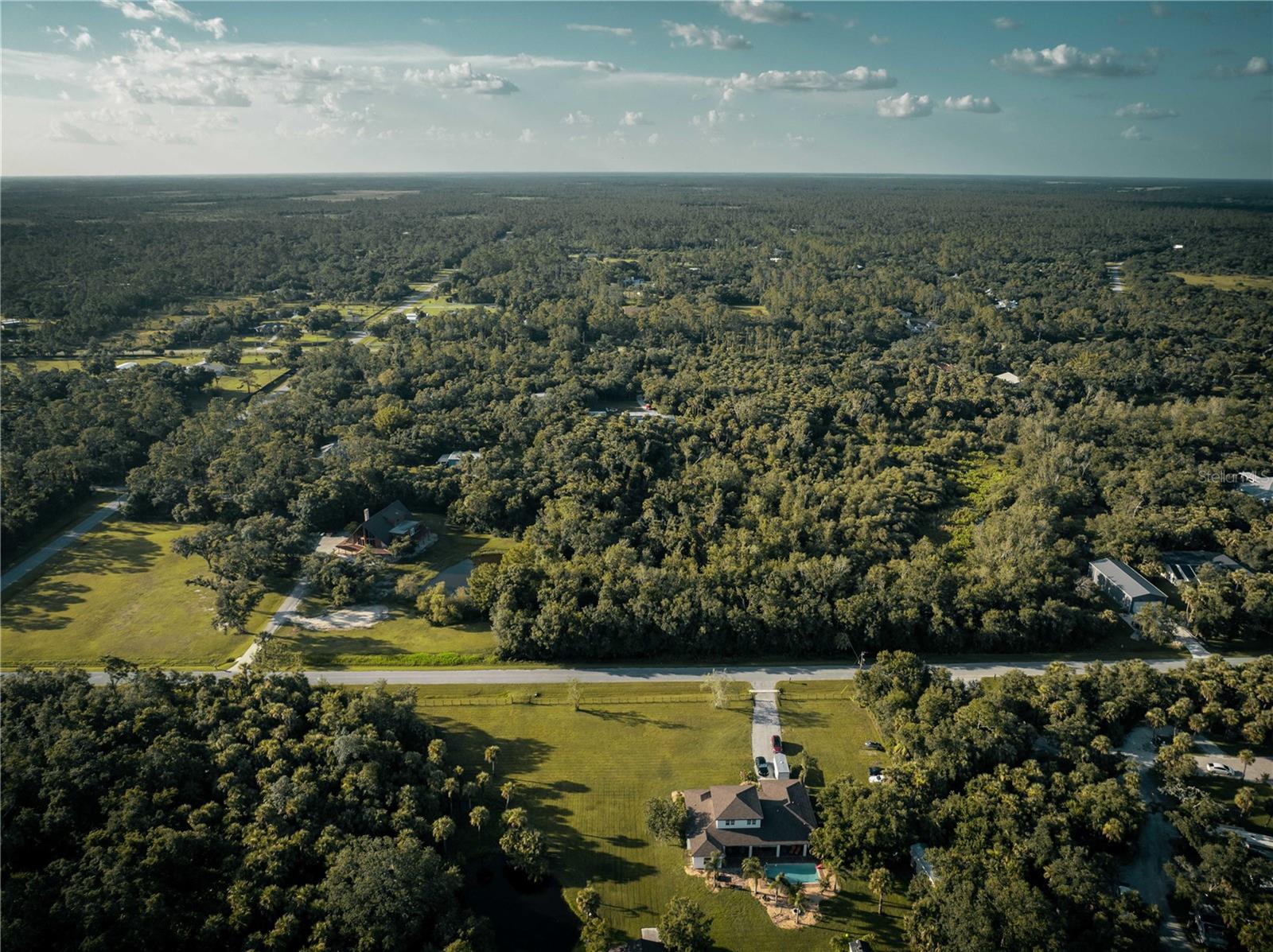 NORTH PORT CHARLOTTE ESTATES 01 - Land
