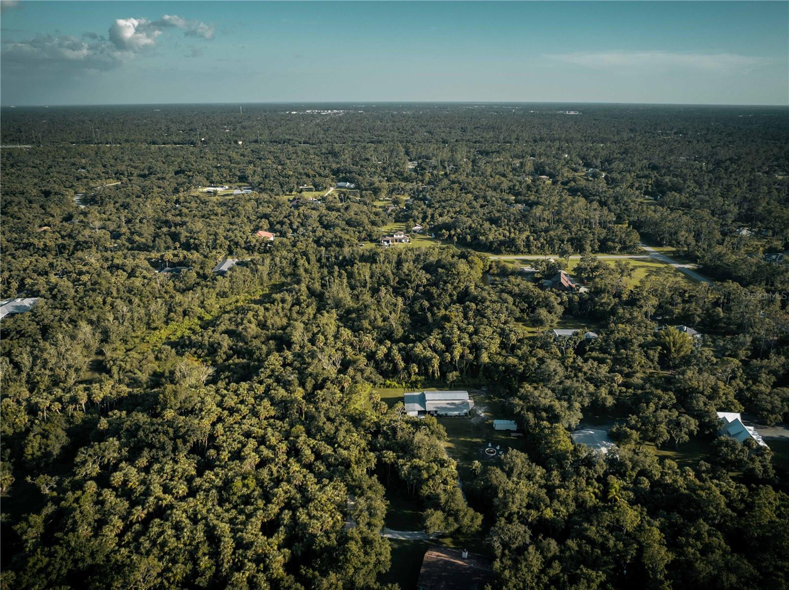 NORTH PORT CHARLOTTE ESTATES 01 - Land