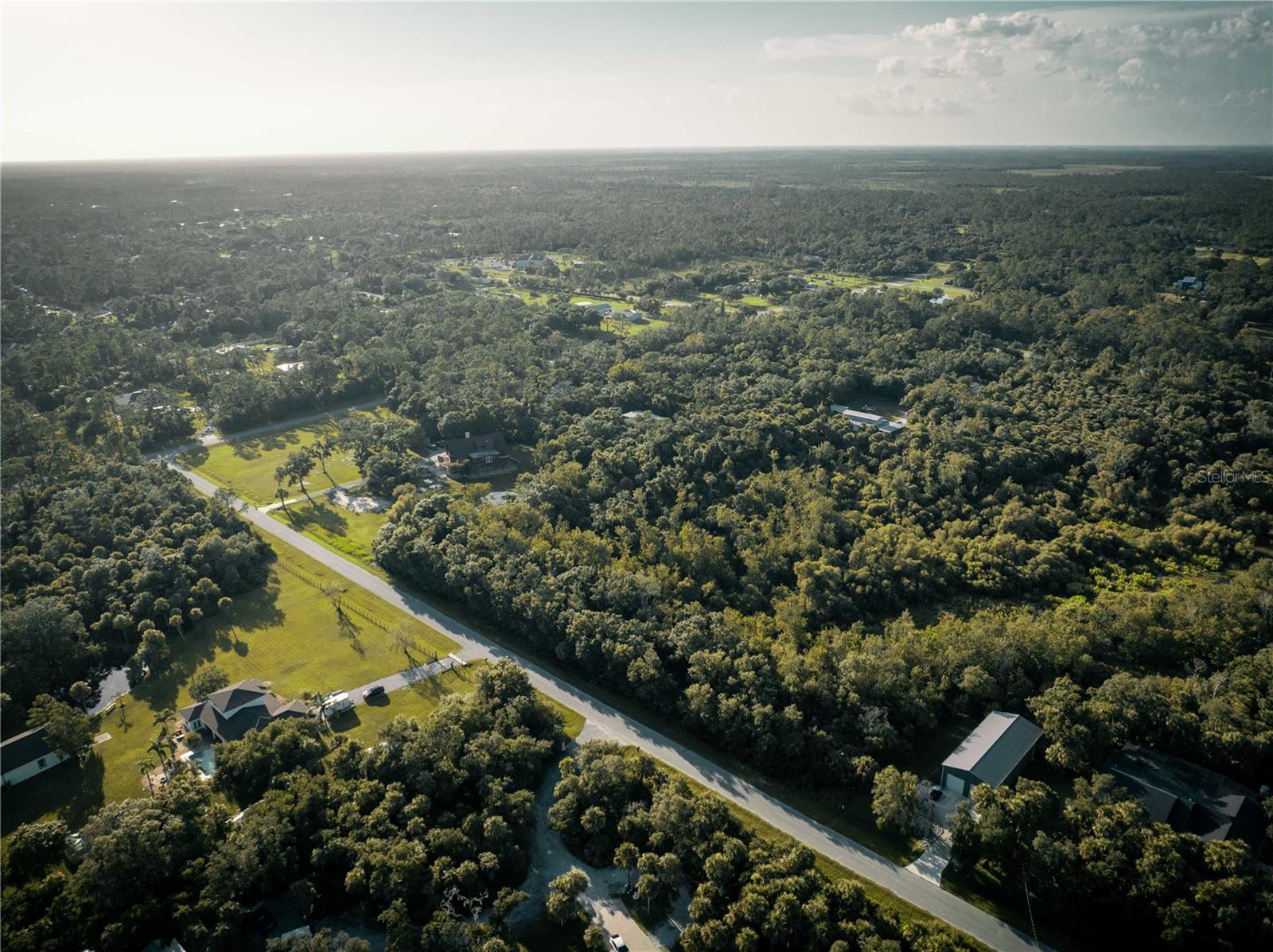 NORTH PORT CHARLOTTE ESTATES 01 - Land