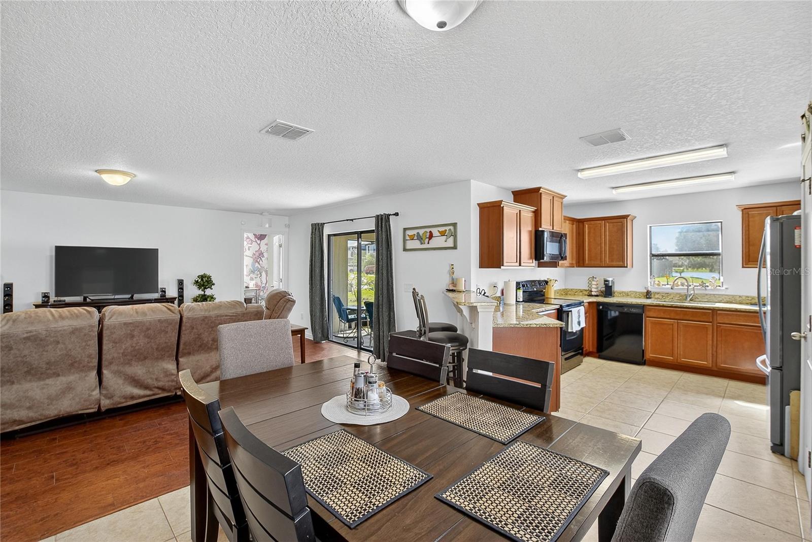 VILLAGES/BRIDGEWATERVILLAGE 02 - Residential Lease