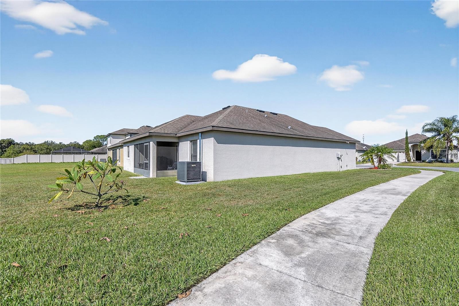 VILLAGES/BRIDGEWATERVILLAGE 02 - Residential Lease